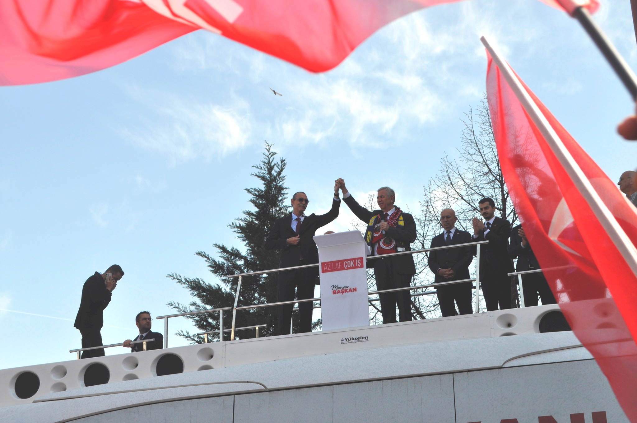 Erdal Beşikçioğlu,başkanlığı aldı